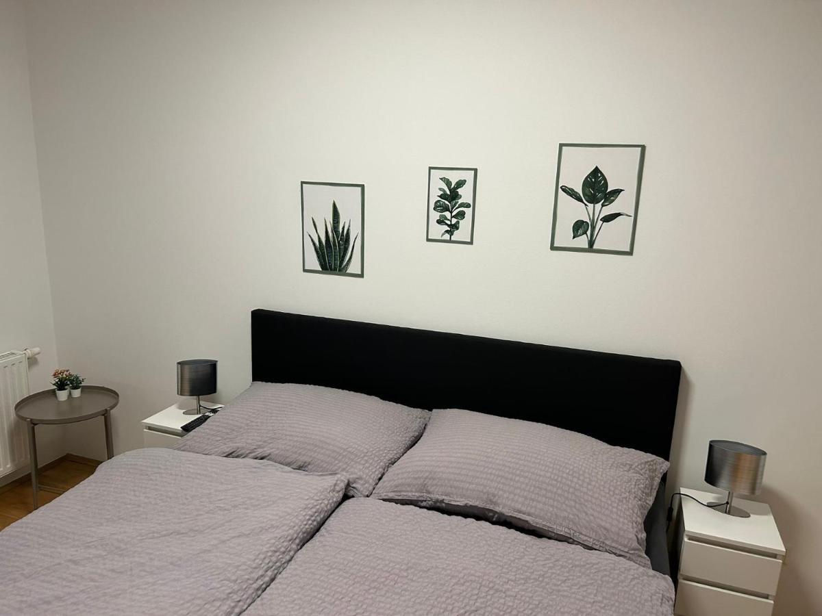 Paky Appartements 00322 Bruck-Leitha Dış mekan fotoğraf
