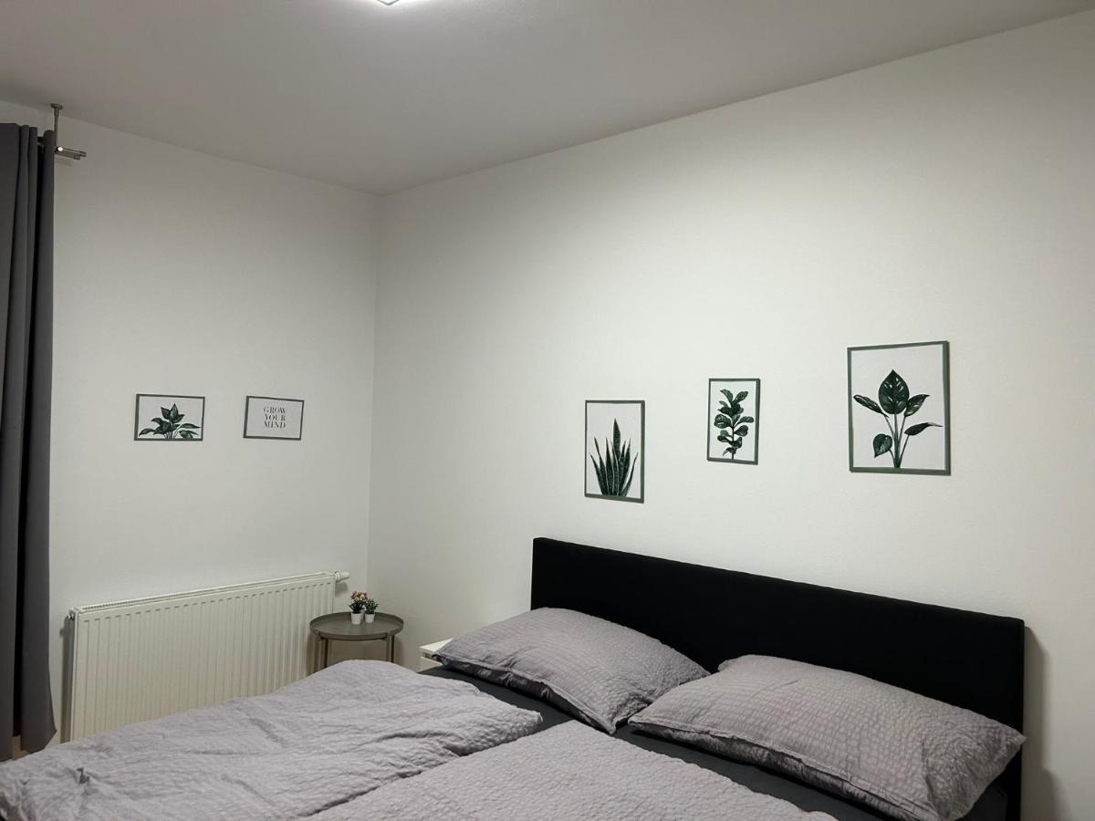 Paky Appartements 00322 Bruck-Leitha Dış mekan fotoğraf